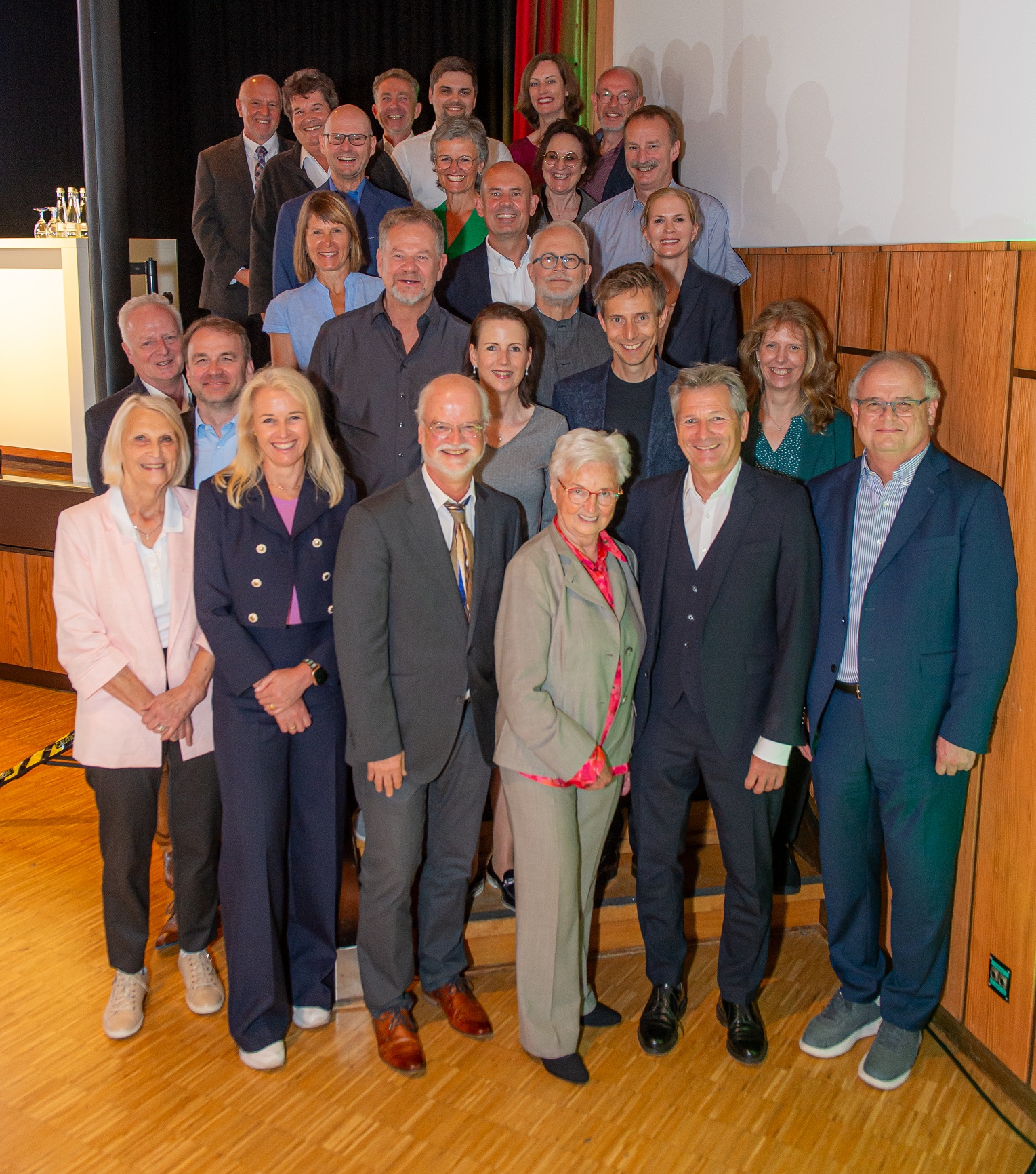 Gruppenbild der Referenten, Földiklinik-Tage